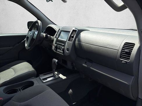 Used 2019 Nissan Frontier SV AWD/4WD image 27