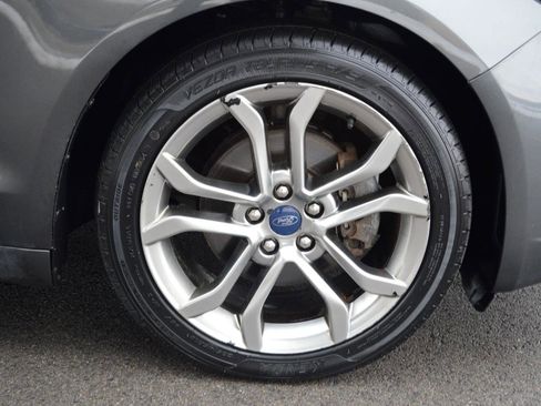 Used 2020 Ford Fusion Titanium image 12