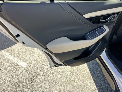 Used 2022 Subaru Outback Limited image 21