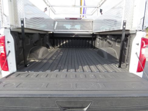 Used 2025 Chevrolet Silverado 2500 W/T w/ WT/CX Safety Package image 19