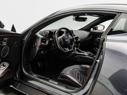 Used 2023 Aston Martin V12 Vantage RWD image 39