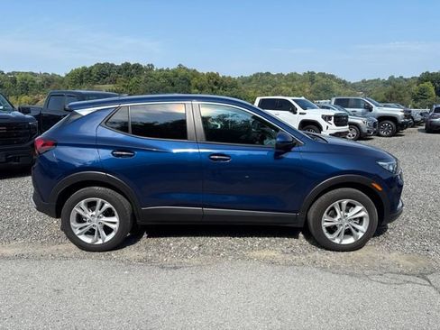 Used 2023 Buick Encore GX Preferred w/ Cold Weather Comfort Package AWD/4WD image 6