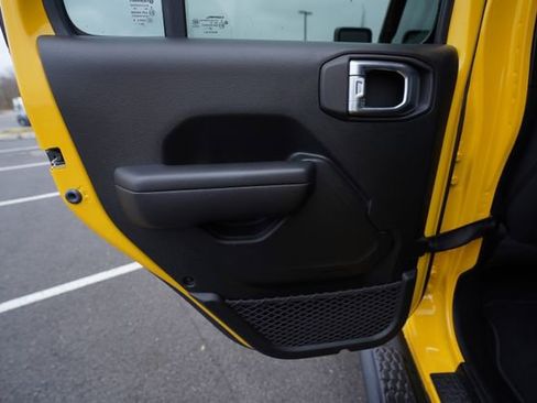 Used 2021 Jeep Wrangler Unlimited Sport S image 16