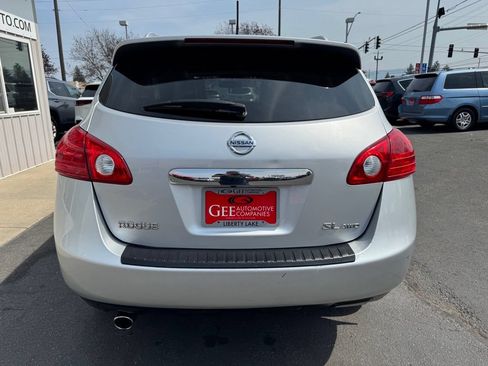 Used 2013 Nissan Rogue SL AWD/4WD image 4