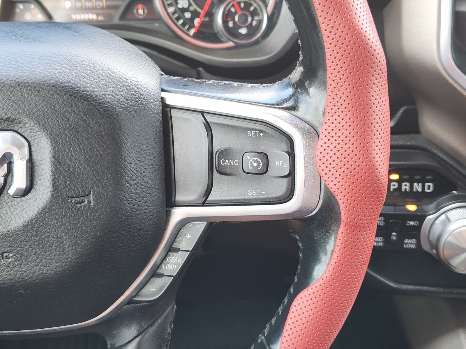 Used 2020 RAM 1500 Laramie AWD/4WD image 41