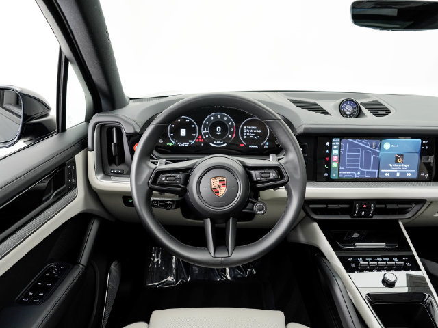 Certified 2026 Porsche Cayenne AWD/4WD image 6