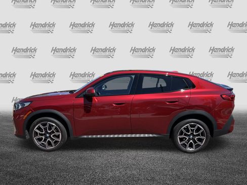 Certified 2025 BMW X2 xDrive28i AWD/4WD image 7