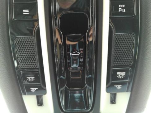 Used 2021 Porsche Cayenne E-Hybrid w/ Premium Package AWD/4WD image 57