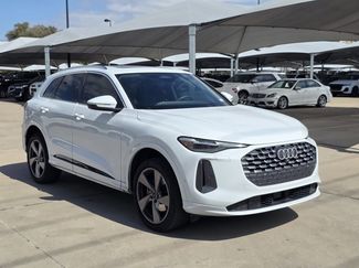 Used 2025 Audi Q5 Premium Plus w/ Premium Plus video 3