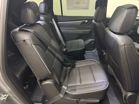 New 2026 Buick Enclave Sport Touring w/ Power Package FWD image 43