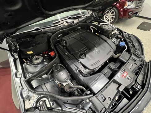 Used 2016 Mercedes-Benz E 350 4MATIC Sedan image 56