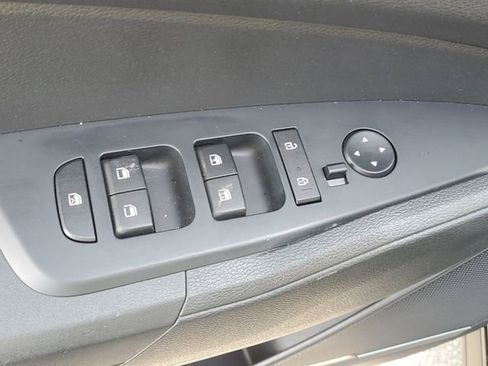 Used 2023 Kia Sportage LX image 14