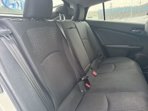 Used 2016 Toyota Prius Four image 13