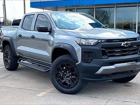 New 2026 Chevrolet Colorado Trail Boss AWD/4WD image 2