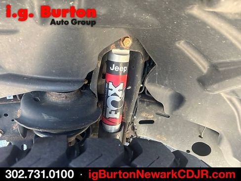 Used 2020 Jeep Gladiator Rubicon AWD/4WD image 5