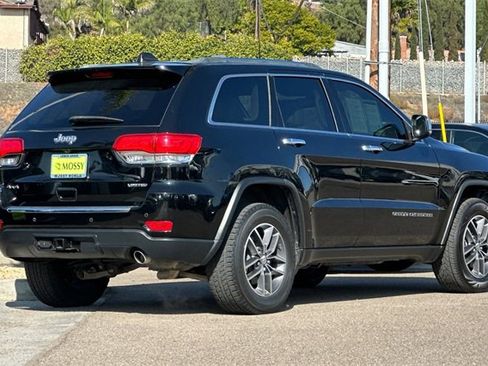 Used 2018 Jeep Grand Cherokee Limited w/ Trailer Tow Group IV image 5