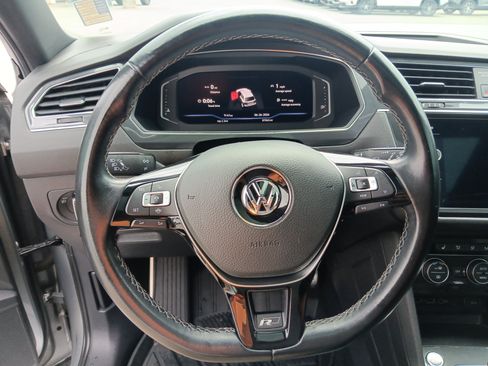 Used 2019 Volkswagen Tiguan SEL R-Line AWD/4WD image 13