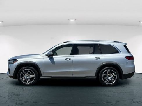 Certified 2024 Mercedes-Benz GLS 450 4MATIC image 4