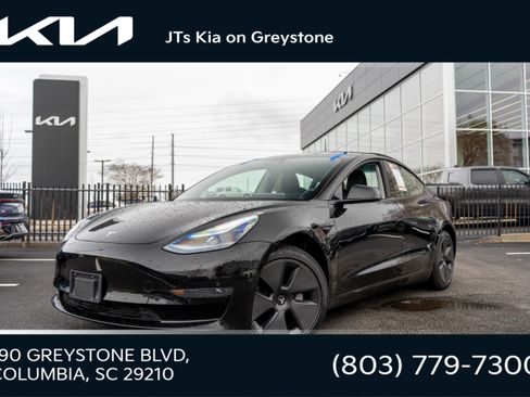 Used 2021 Tesla Model 3 Standard Range Plus image 1