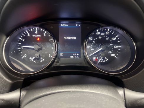 Used 2022 Nissan Rogue Sport S image 24