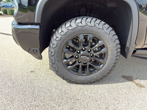 New 2026 Chevrolet Silverado 2500 High Country w/ High Country Premium Package AWD/4WD image 11