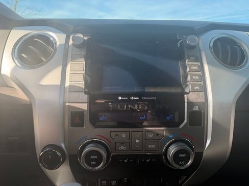 Used 2020 Toyota Tundra Limited image 16