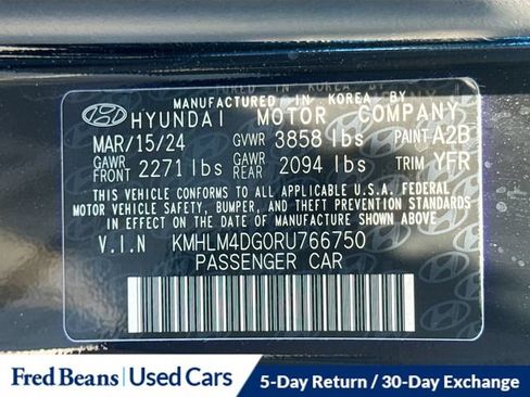 Used 2024 Hyundai Elantra SEL FWD image 39
