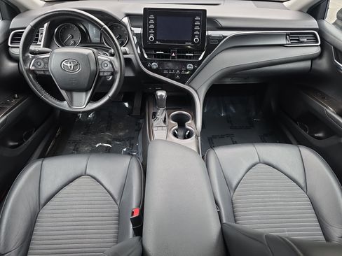 Used 2023 Toyota Camry SE image 17