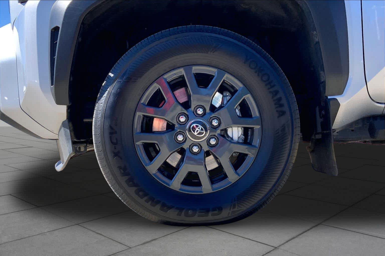 Used 2025 Toyota 4Runner SR5 RWD image 11