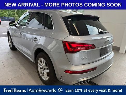 Used 2023 Audi Q5 2.0T Premium w/ Convenience Package AWD/4WD image 4