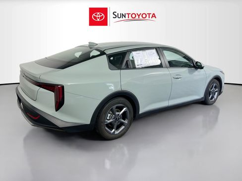 Used 2025 Kia K4 FWD image 4