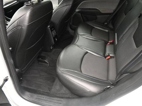 Used 2024 Jeep Compass Latitude AWD/4WD image 14