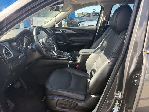 Used 2023 MAZDA CX-9 Touring Plus image 2