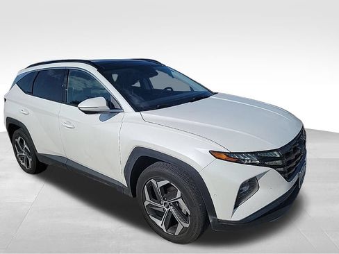 Used 2022 Hyundai Tucson Limited w/ Cargo Package AWD/4WD image 4