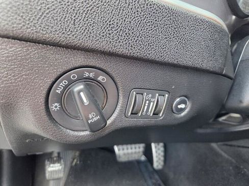 Used 2019 Dodge Charger Scat Pack RWD image 13