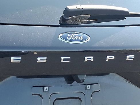 Used 2023 Ford Escape ST-Line w/ Tech Pack #1 AWD/4WD image 27