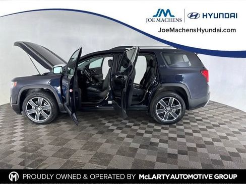 Used 2021 GMC Acadia SLT w/ Premium Package AWD/4WD image 10