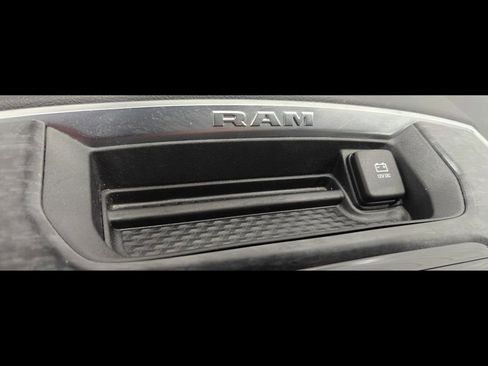 Used 2024 RAM 1500 Big Horn AWD/4WD image 53