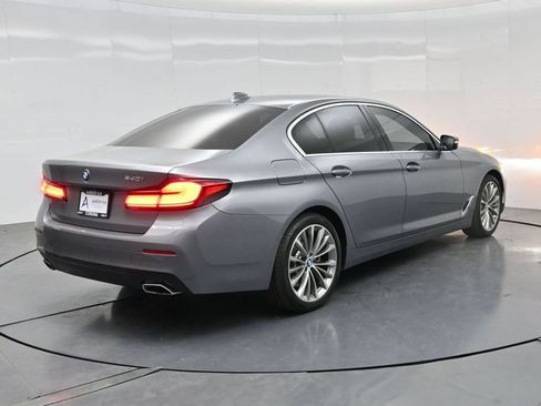 Used 2023 BMW 540i w/ Convenience Package RWD image 32