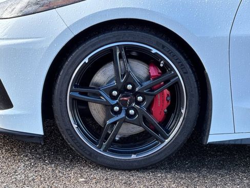 Certified 2021 Chevrolet Corvette Stingray Premium Cpe w/ Z51 Performance Package image 31