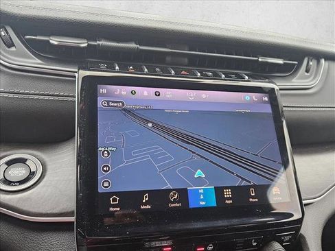 Used 2022 Jeep Grand Cherokee L Limited image 22