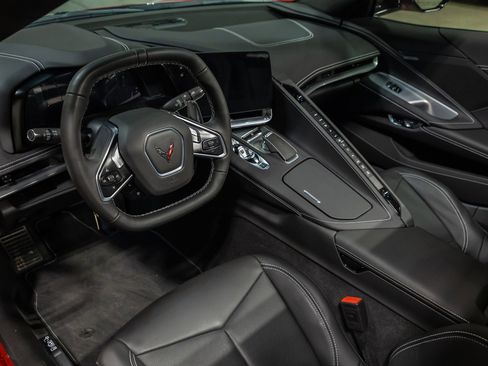 Used 2023 Chevrolet Corvette Stingray Coupe w/ Z51 Performance Package image 59