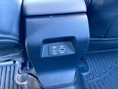 Used 2025 Subaru Crosstrek 2.0i Premium image 35