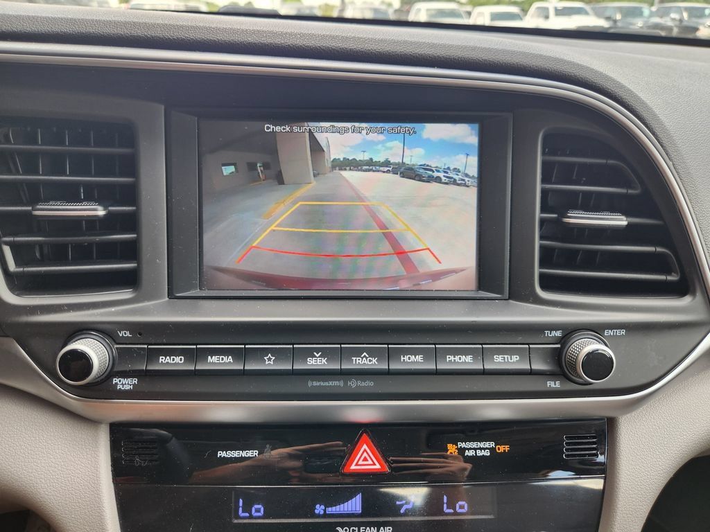 Used 2020 Hyundai Elantra SEL FWD image 20