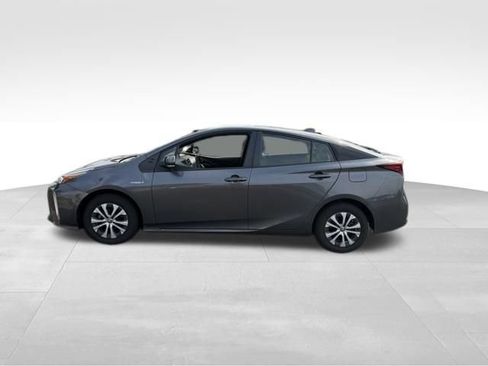 Used 2022 Toyota Prius XLE AWD/4WD image 10