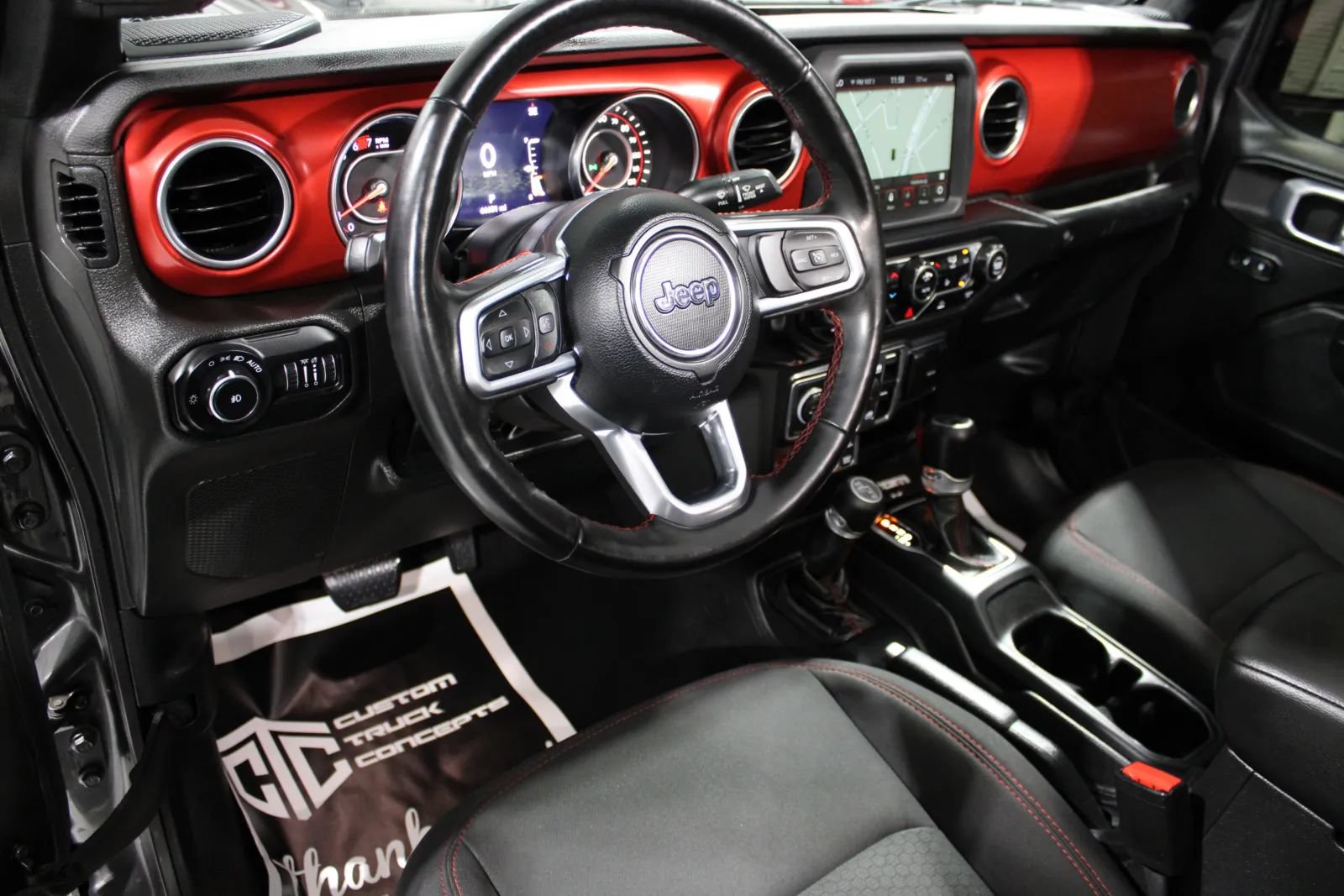 Used 2022 Jeep Wrangler Unlimited Rubicon w/ LED Lighting Group AWD/4WD image 47