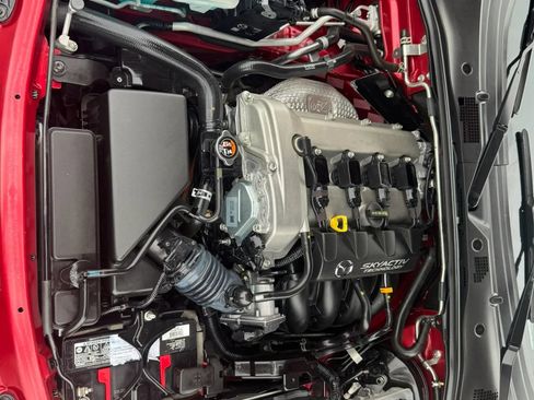 Used 2017 MAZDA MX-5 Miata RF Grand Touring RWD image 28