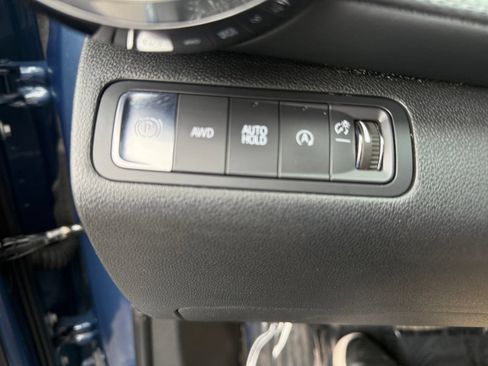 Used 2025 Chevrolet Equinox LT AWD/4WD image 26