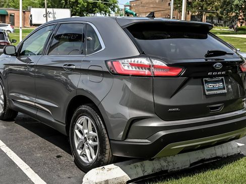 Certified 2023 Ford Edge SEL w/ Convenience Package AWD/4WD image 6