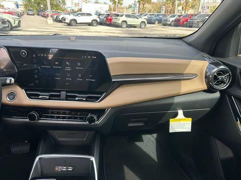 New 2026 Chevrolet Equinox ACTIV FWD image 17